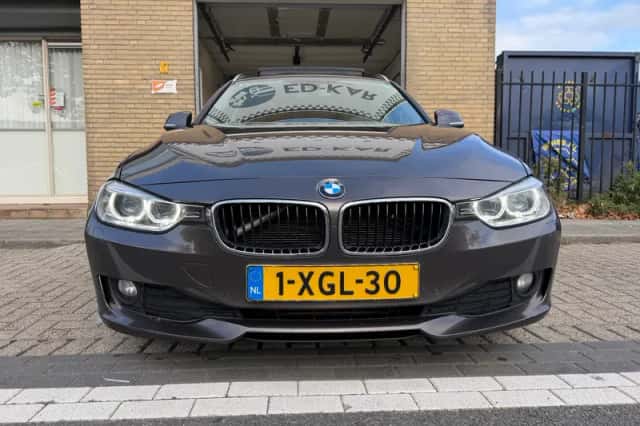 BMW 3-Serie (2014) thumbnail 4