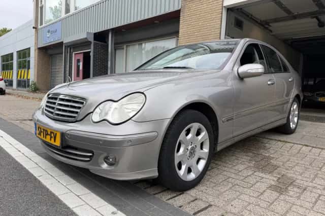 Mercedes-Benz C-Klasse (2007) thumbnail 1