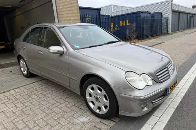 Mercedes-Benz C-Klasse (2007) thumbnail 5