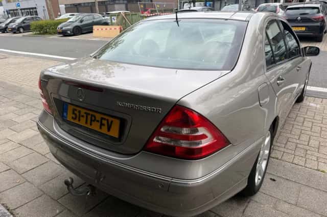 Mercedes-Benz C-Klasse (2007) thumbnail 6