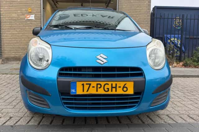 Suzuki Alto (2011) thumbnail 5