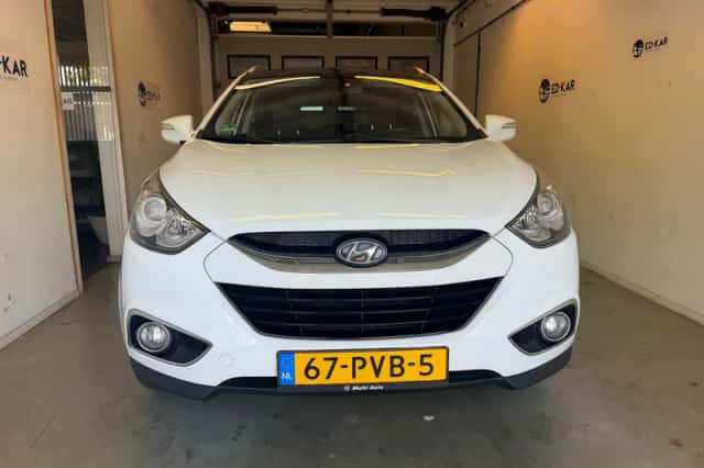 Hyundai ix35 (2011) thumbnail 4