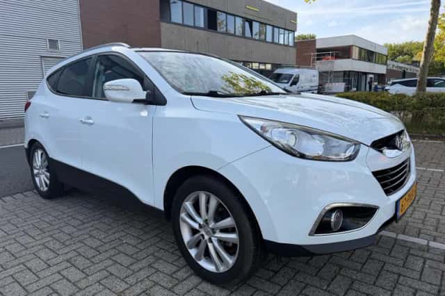 Hyundai ix35 (2011) thumbnail 5
