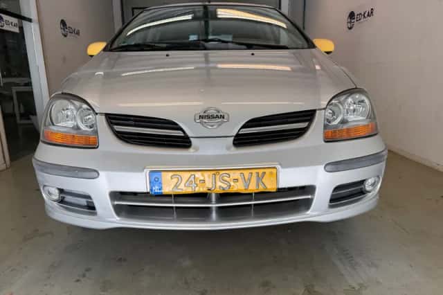 Nissan Almera Tino (2002) thumbnail 4
