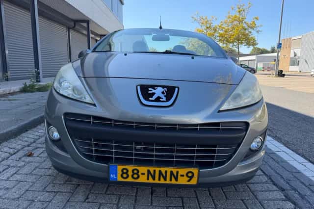 Peugeot 207 (2010) thumbnail 3