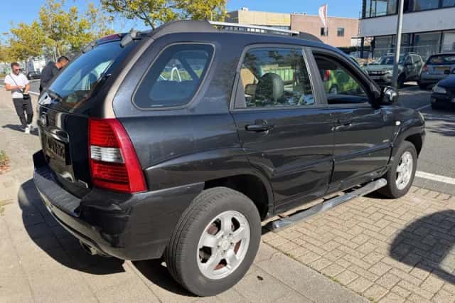Kia Sportage (2008) thumbnail 6