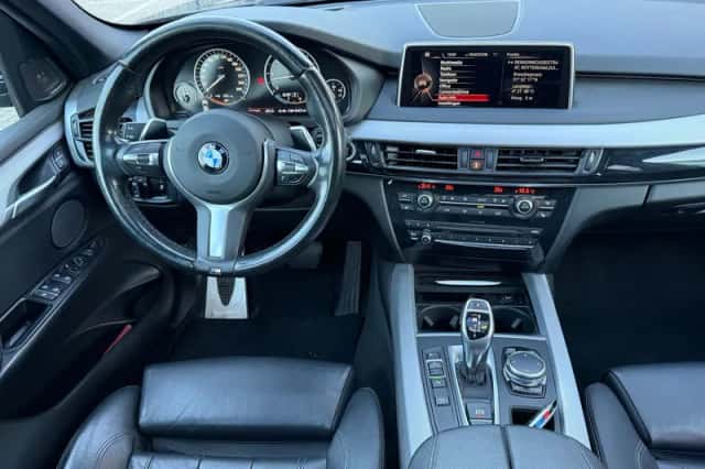 BMW X5 (2016) thumbnail 2