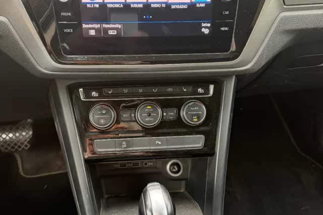 Volkswagen Touran (2018) thumbnail 3