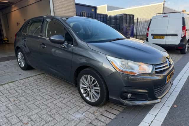 Citroën C4 (2013) thumbnail 5