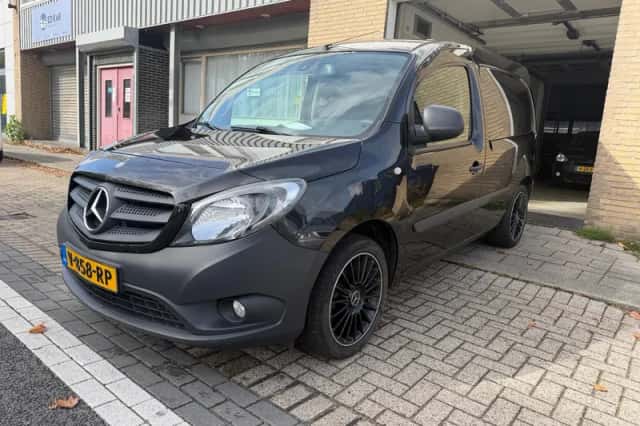 Mercedes-Benz Citan (2018) thumbnail 1