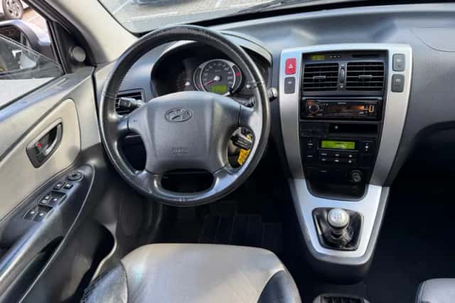 Hyundai Tucson (2007) thumbnail 2
