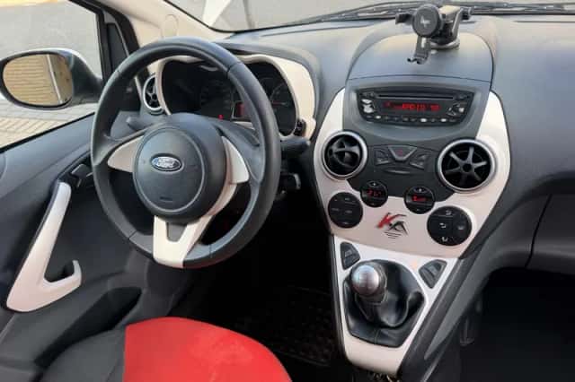 Ford Ka (2008) thumbnail 2