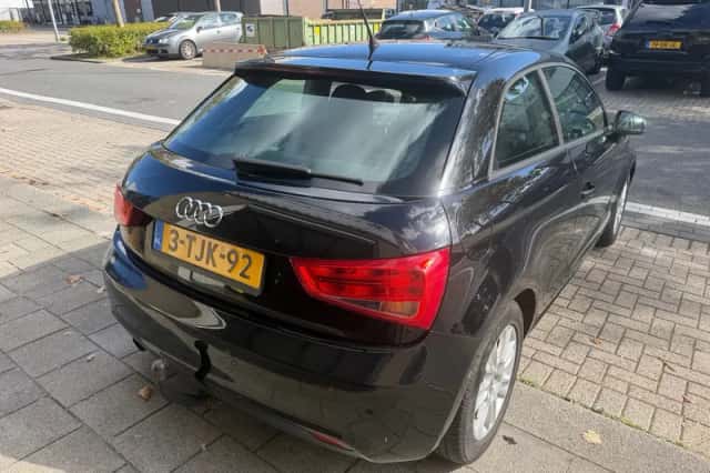 Audi A1 (2012) thumbnail 5