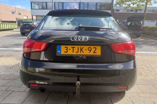 Audi A1 (2012) thumbnail 6
