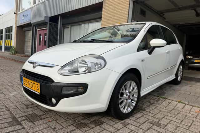 Fiat Punto Evo (2010) thumbnail 1