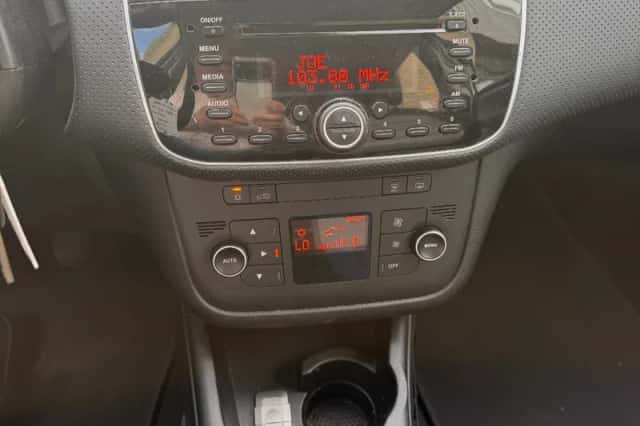 Fiat Punto Evo (2010) thumbnail 3