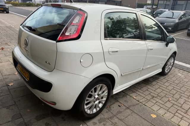 Fiat Punto Evo (2010) thumbnail 6