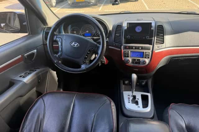 Hyundai Santa Fe (2006) thumbnail 2
