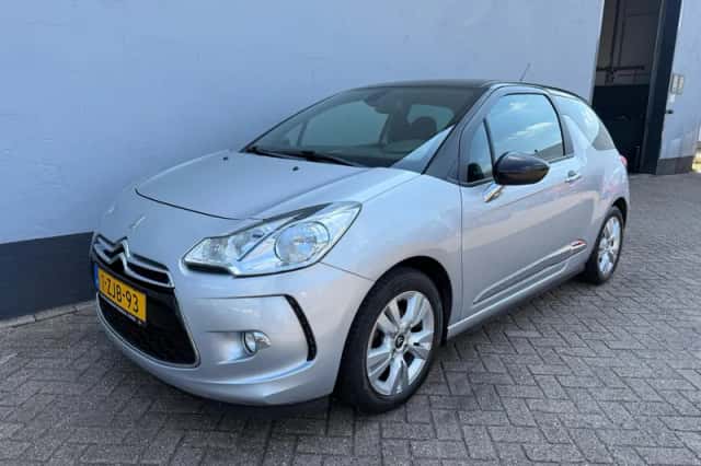 Citroën DS3 (2015) thumbnail 1