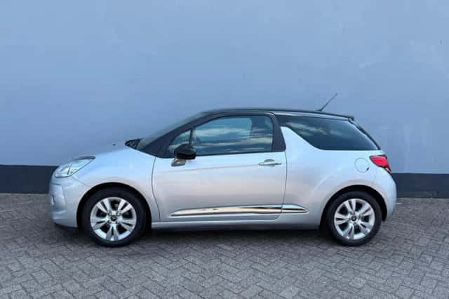 Citroën DS3 (2015) thumbnail 2