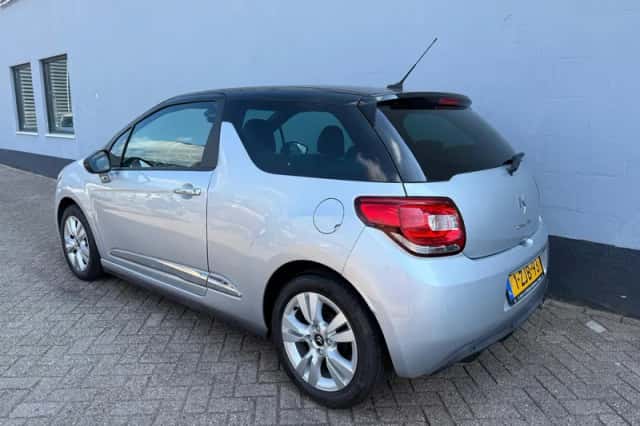 Citroën DS3 (2015) thumbnail 3