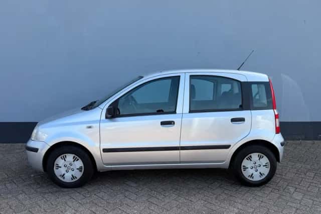 Fiat Panda (2009) thumbnail 2