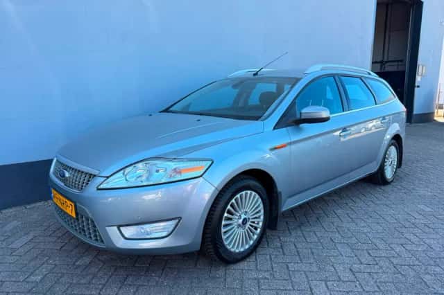 Ford Mondeo (2010) thumbnail 1