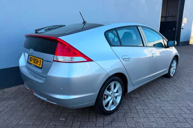 Honda Insight (2012) thumbnail 6
