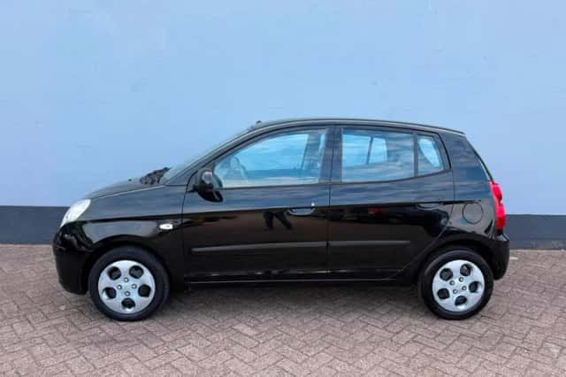 Kia Picanto (2009) thumbnail 2
