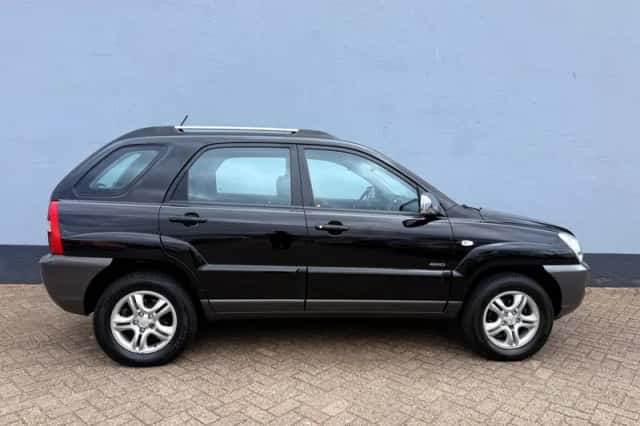 Kia Sportage (2007) thumbnail 4