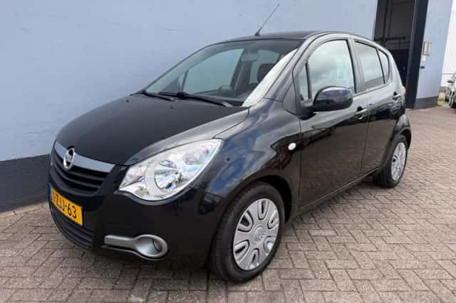 Opel Agila (2015) thumbnail 1