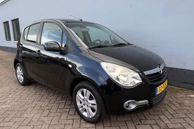 Opel Agila (2012) thumbnail 4