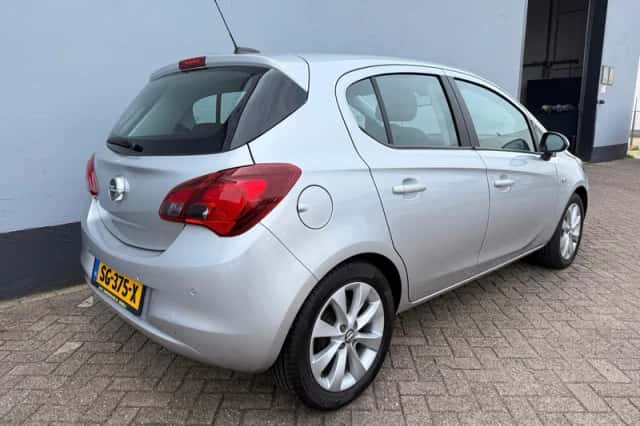 Opel Corsa (2018) thumbnail 3
