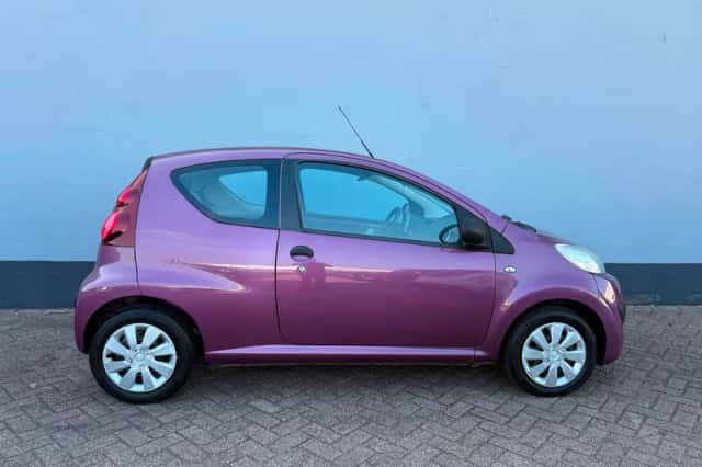Peugeot 107 (2012) thumbnail 5