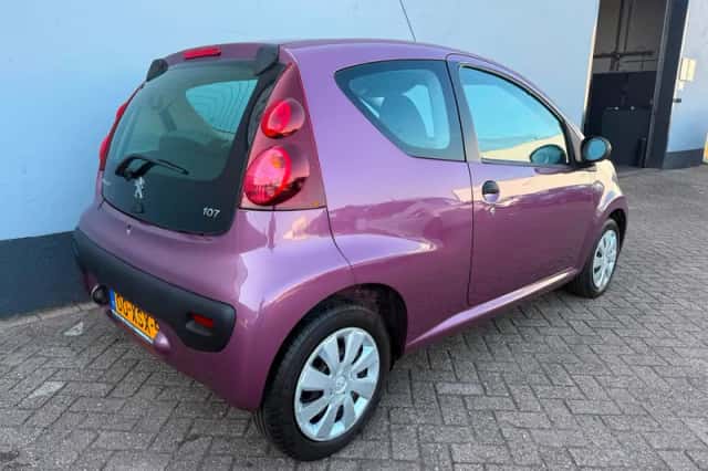 Peugeot 107 (2012) thumbnail 6