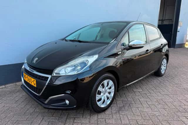 Peugeot 208 (2015) thumbnail 1