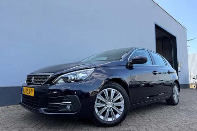 Peugeot 308 (2018) thumbnail 1