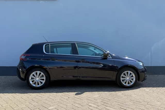 Peugeot 308 (2018) thumbnail 5