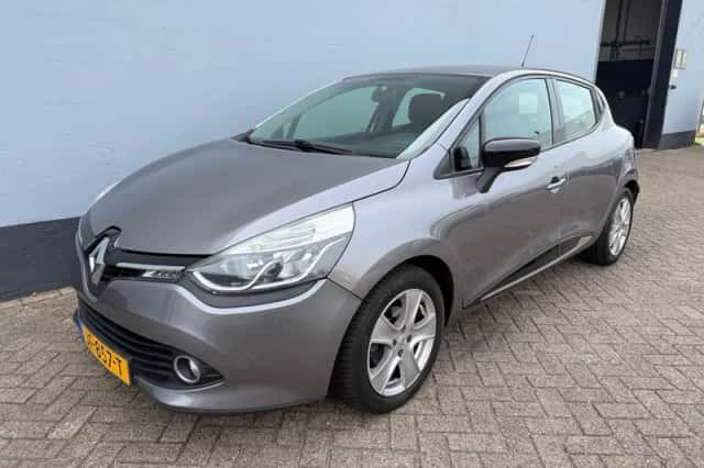 Renault Clio (2016) thumbnail 1