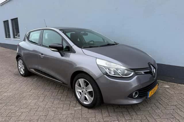 Renault Clio (2016) thumbnail 4