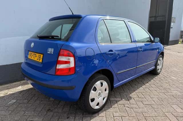 Škoda Fabia (2006) thumbnail 6