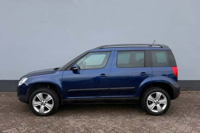 Škoda Yeti (2011) thumbnail 2