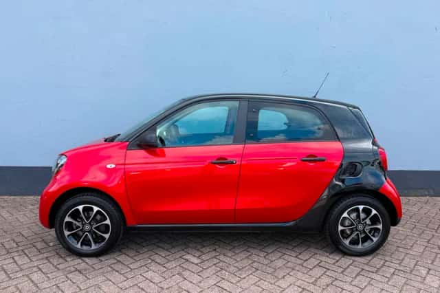 Smart Forfour (2016) thumbnail 2