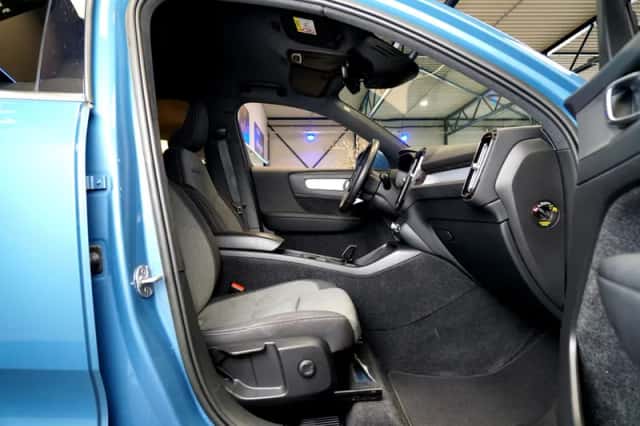 Volvo XC40 (2022) thumbnail 4