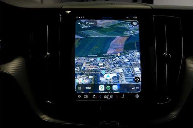 Volvo XC60 (2023) thumbnail 6
