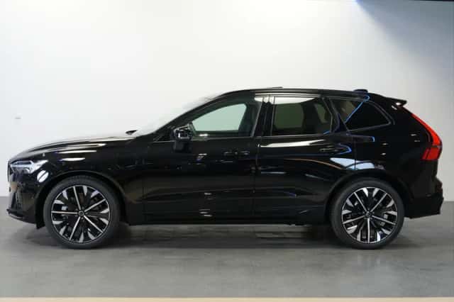Volvo XC60 (2025) thumbnail 3