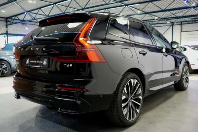 Volvo XC60 (2025) thumbnail 5