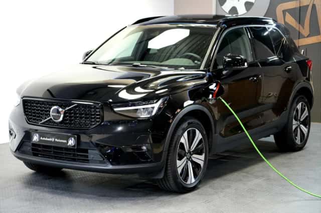 Volvo XC40 (2022) thumbnail 1