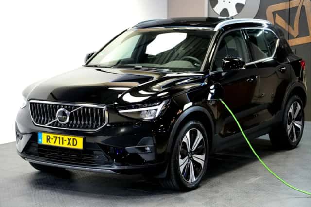 Volvo XC40 (2022) thumbnail 1