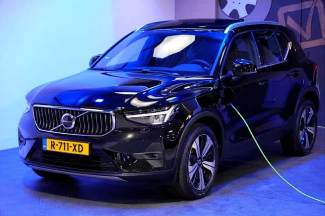 Volvo XC40 (2022) thumbnail 2
